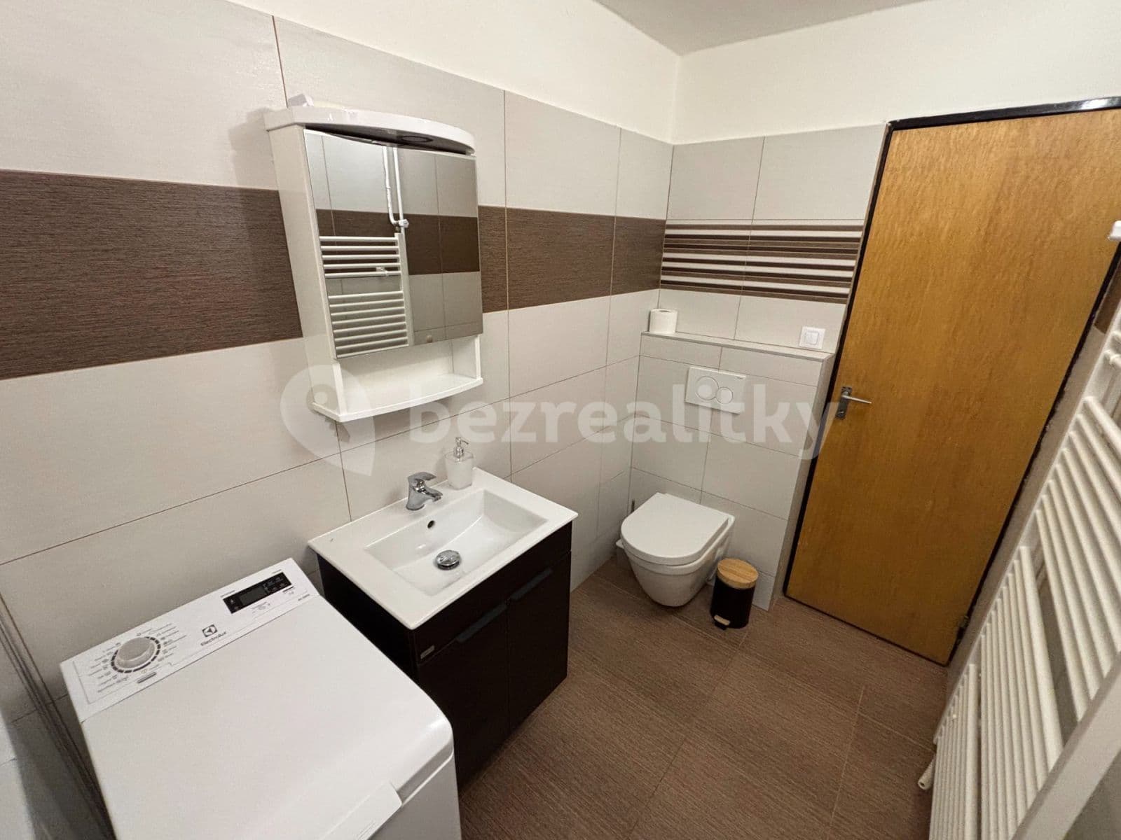 Pronájem bytu Garsoniéra 20 m², Březová, Praha, Praha Pronájem bytu Garsoniéra 20 m², Březová, Praha, Praha