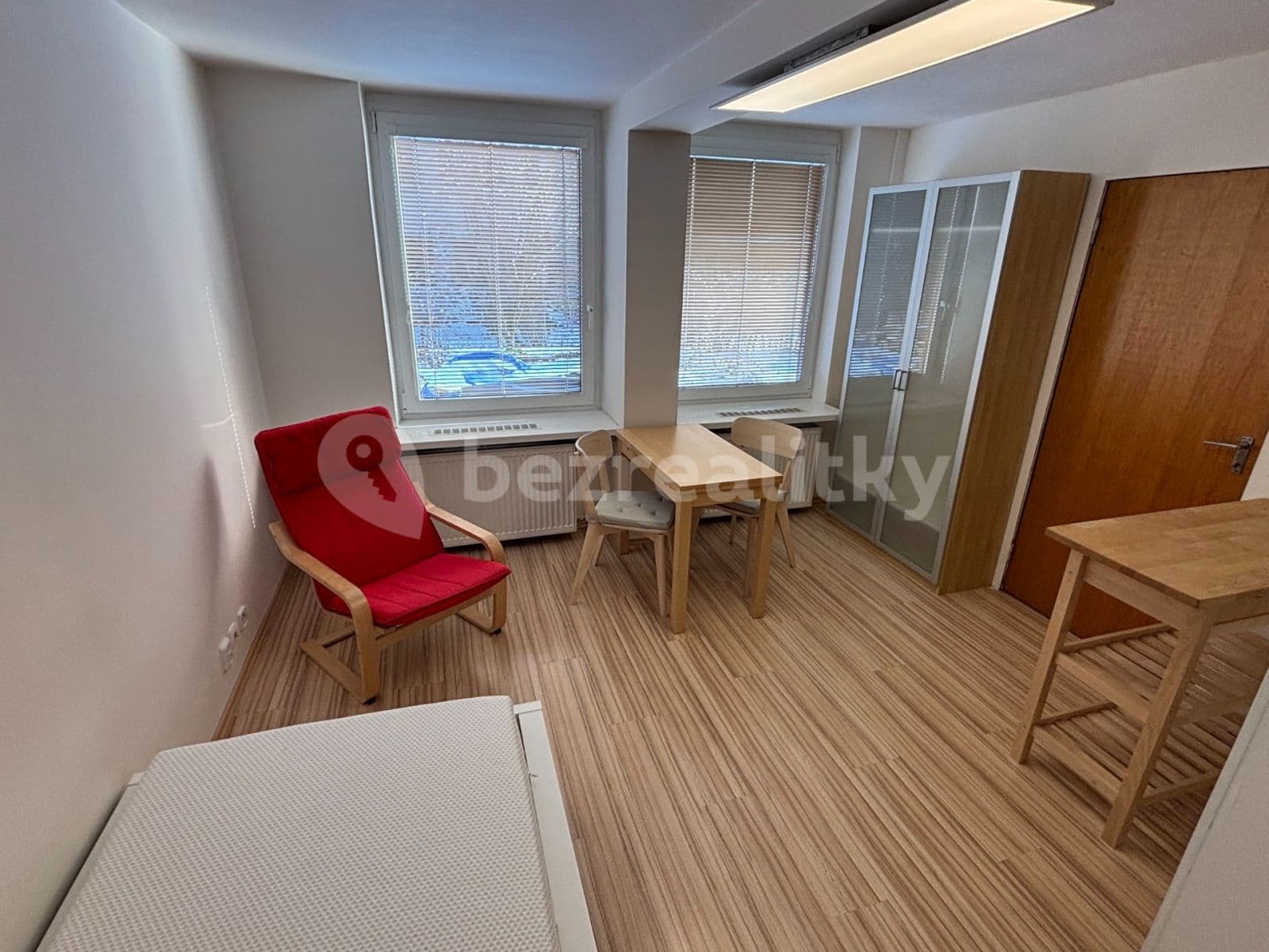 Pronájem bytu Garsoniéra 20 m², Březová, Praha, Praha Pronájem bytu Garsoniéra 20 m², Březová, Praha, Praha