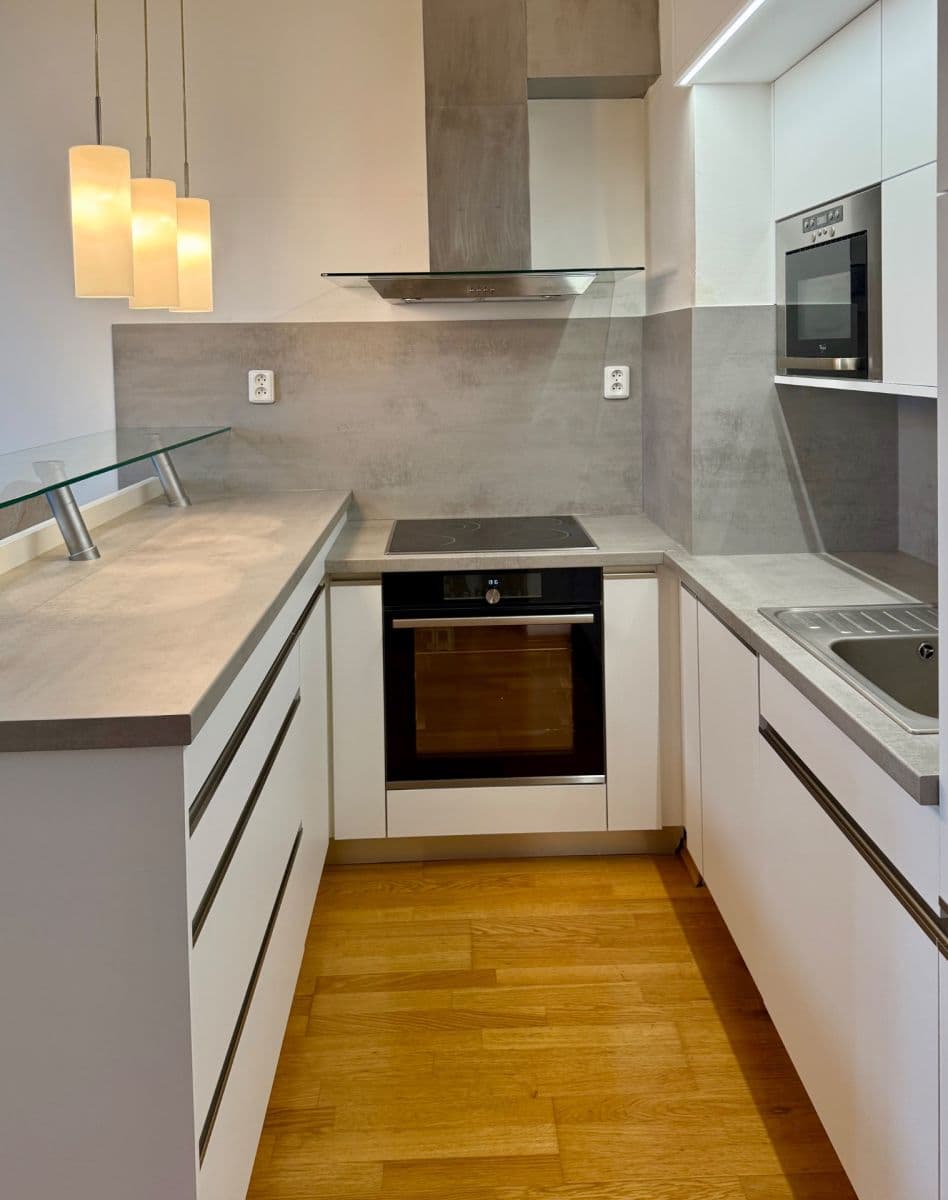 Pronájem bytu 2+kk 50 m², Tupolevova, Praha, Praha Pronájem bytu 2+kk 50 m², Tupolevova, Praha, Praha