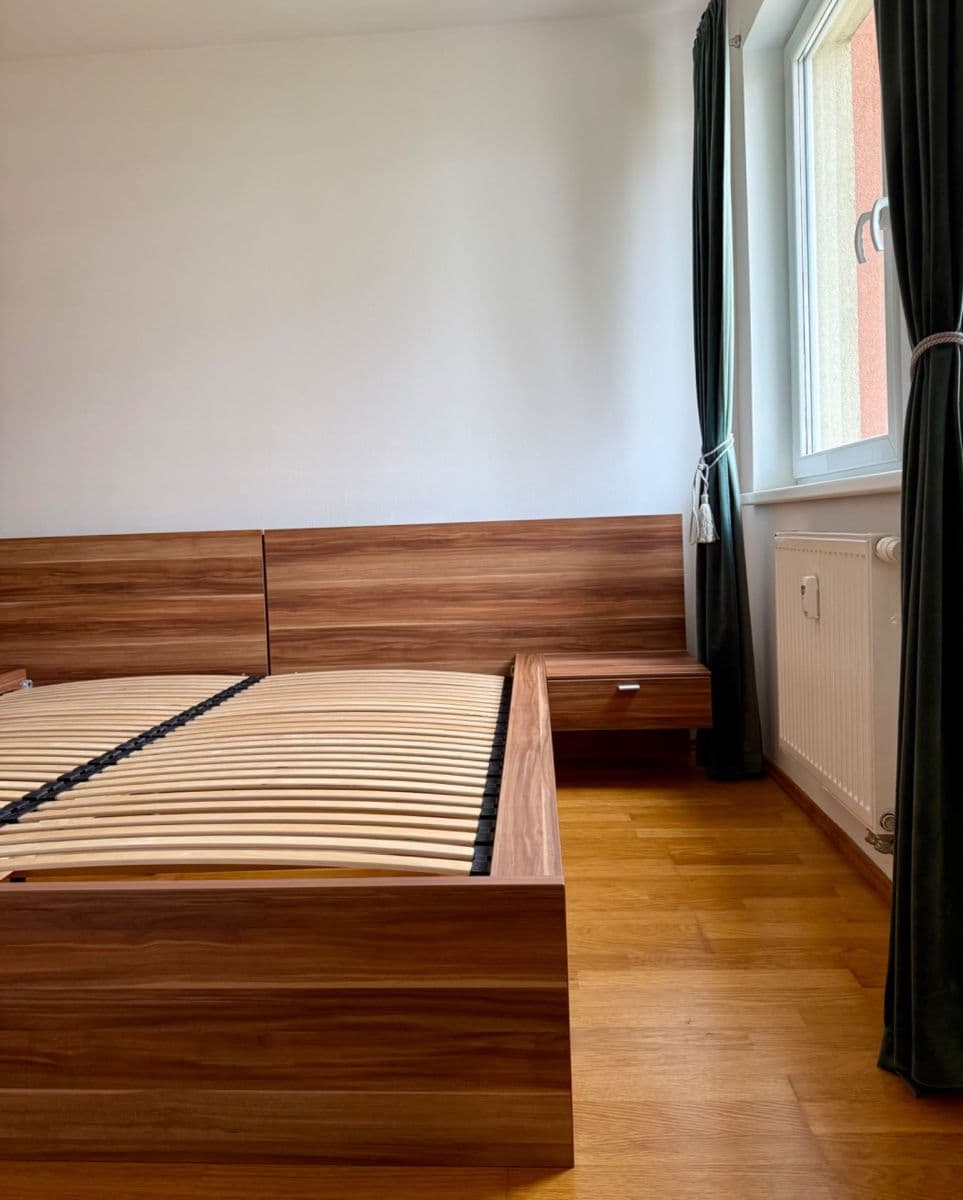 Pronájem bytu 2+kk 50 m², Tupolevova, Praha, Praha Pronájem bytu 2+kk 50 m², Tupolevova, Praha, Praha