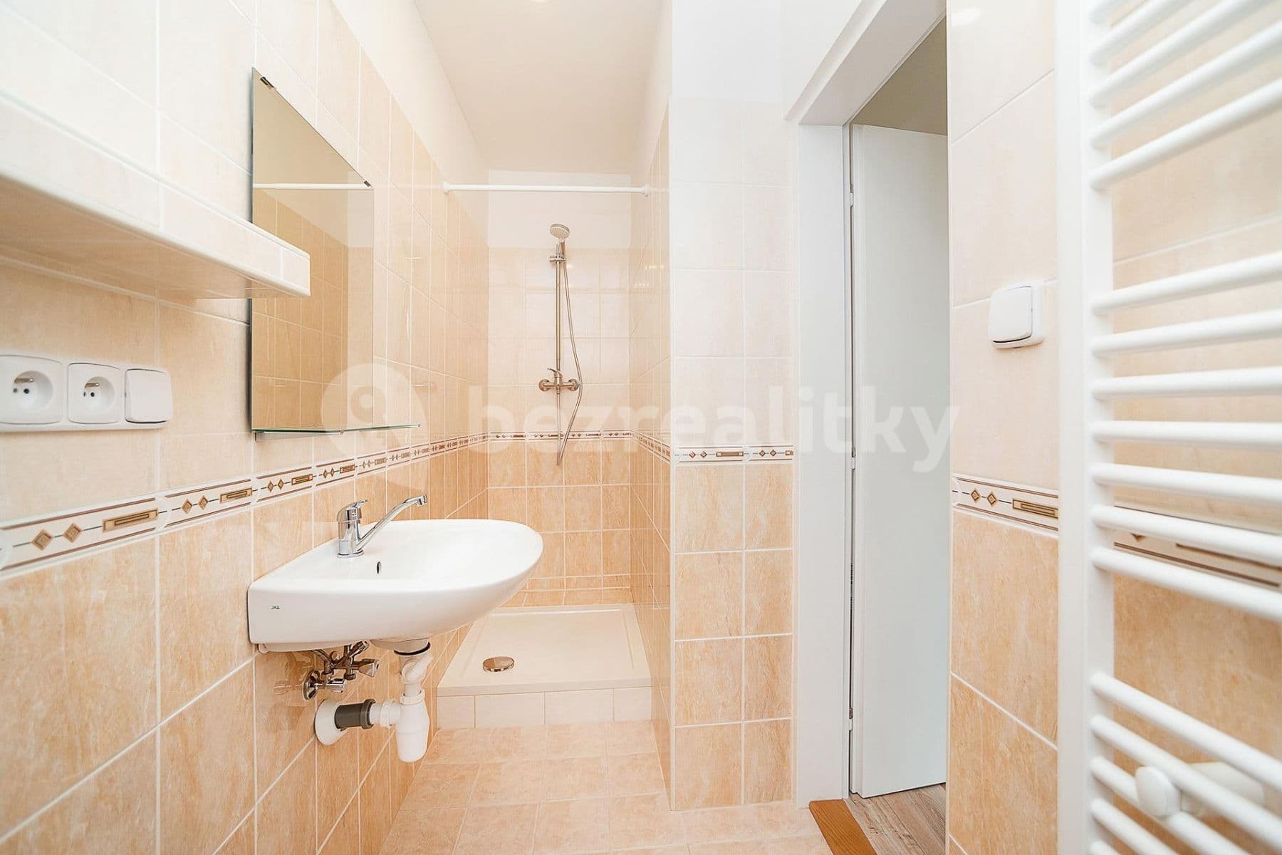 Pronájem bytu 2+kk 36 m², Boleslavova, Praha, Praha Pronájem bytu 2+kk 36 m², Boleslavova, Praha, Praha