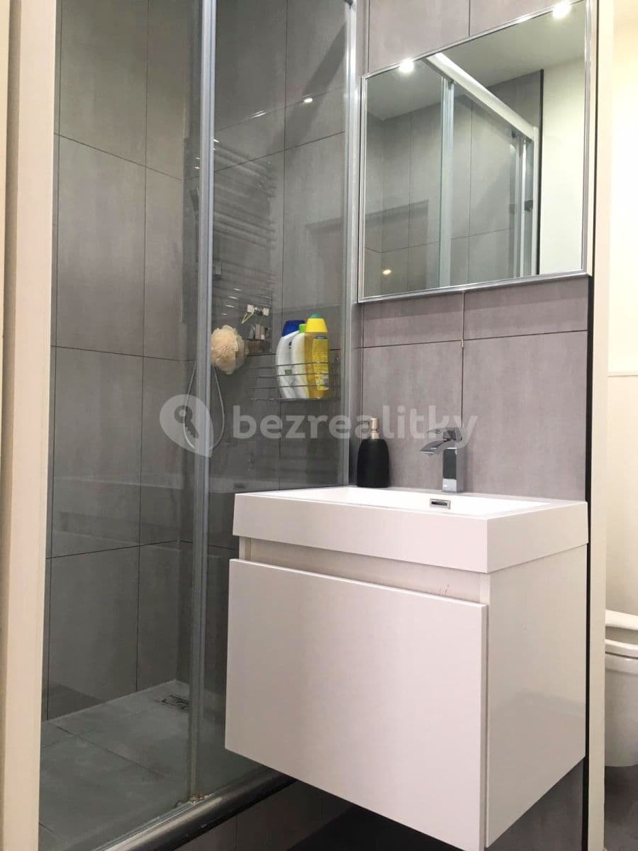 Pronájem bytu 1+kk 31 m², Tobrucká, Praha, Praha Pronájem bytu 1+kk 31 m², Tobrucká, Praha, Praha