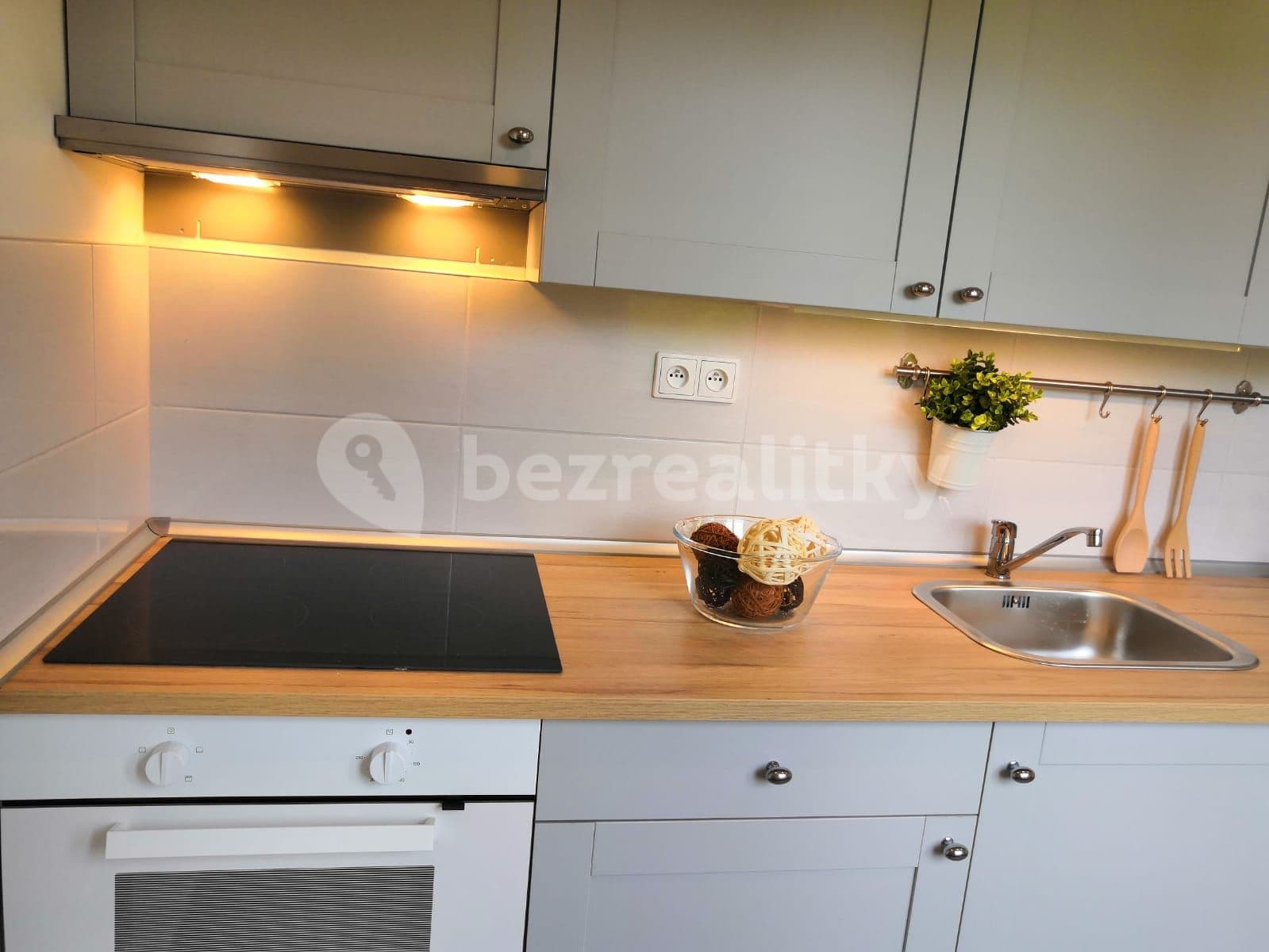 Pronájem bytu 3+1 68 m², Provaznická, Ostrava, Moravskoslezský kraj Pronájem bytu 3+1 68 m², Provaznická, Ostrava, Moravskoslezský kraj