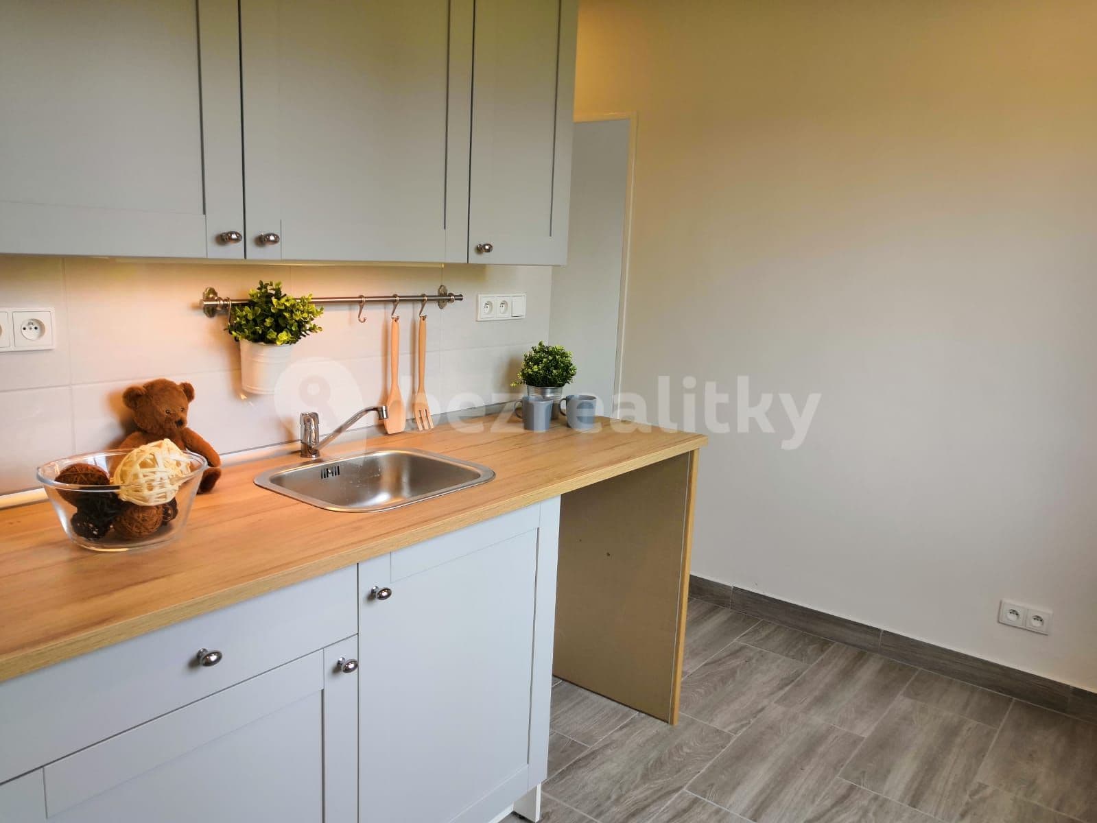 Pronájem bytu 3+1 68 m², Provaznická, Ostrava, Moravskoslezský kraj Pronájem bytu 3+1 68 m², Provaznická, Ostrava, Moravskoslezský kraj
