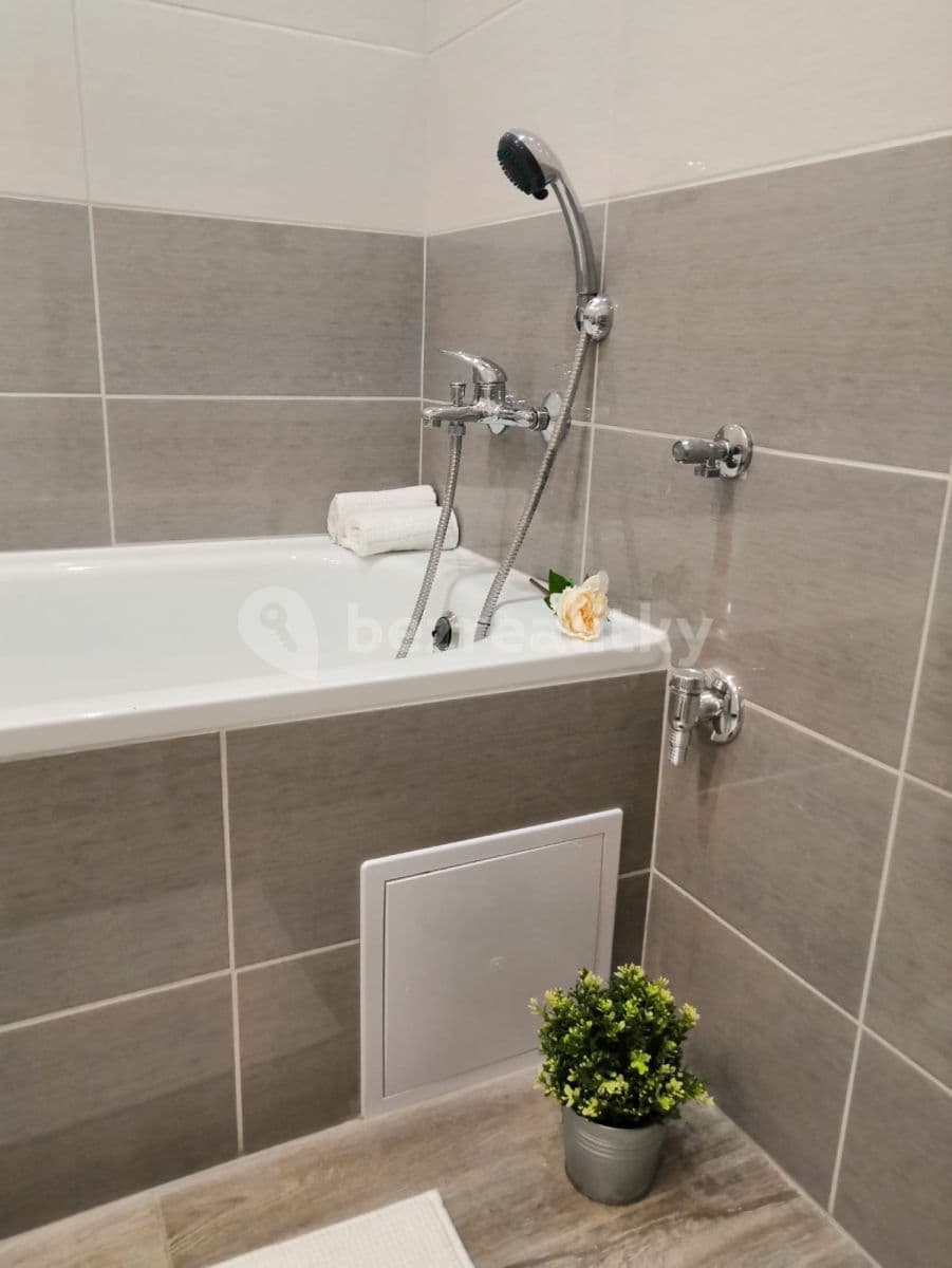 Pronájem bytu 3+1 68 m², Provaznická, Ostrava, Moravskoslezský kraj Pronájem bytu 3+1 68 m², Provaznická, Ostrava, Moravskoslezský kraj