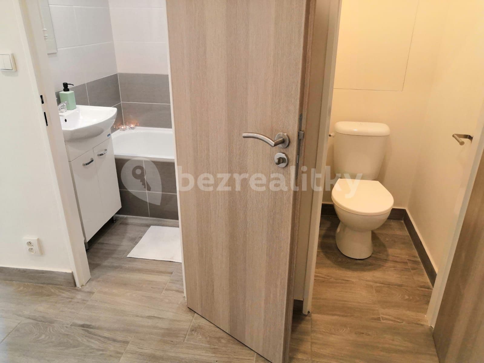 Pronájem bytu 3+1 68 m², Provaznická, Ostrava, Moravskoslezský kraj Pronájem bytu 3+1 68 m², Provaznická, Ostrava, Moravskoslezský kraj