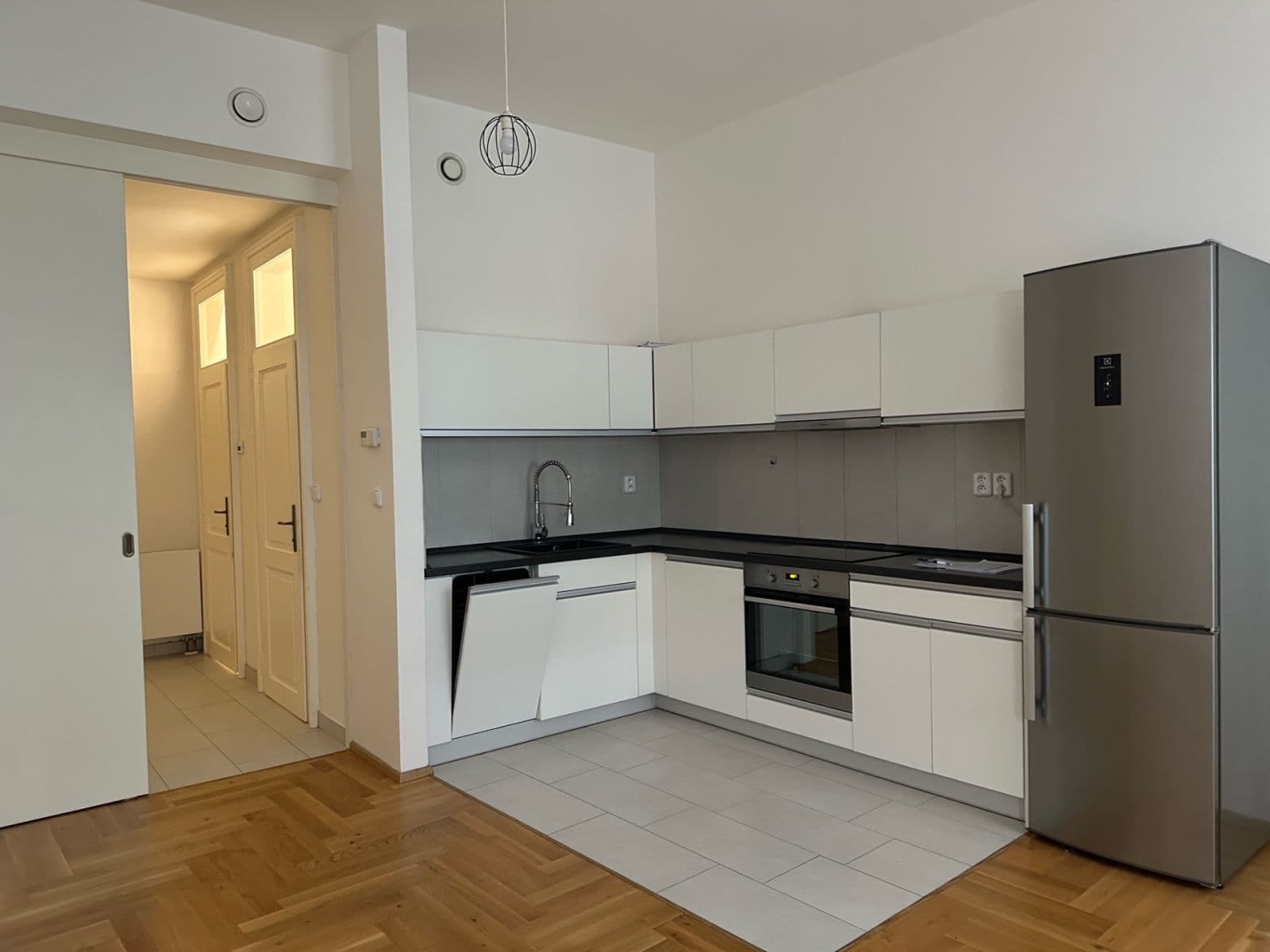Pronájem bytu 2+kk 45 m², Slovenská, Olomouc, Olomoucký kraj Pronájem bytu 2+kk 45 m², Slovenská, Olomouc, Olomoucký kraj