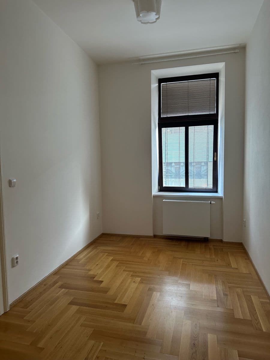 Pronájem bytu 2+kk 45 m², Slovenská, Olomouc, Olomoucký kraj Pronájem bytu 2+kk 45 m², Slovenská, Olomouc, Olomoucký kraj