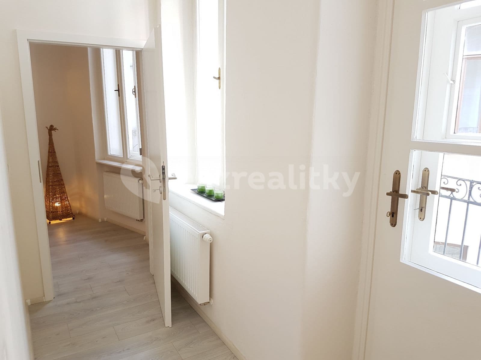 Pronájem bytu 2+kk 56 m², Erbenova, Brno, Jihomoravský kraj Pronájem bytu 2+kk 56 m², Erbenova, Brno, Jihomoravský kraj
