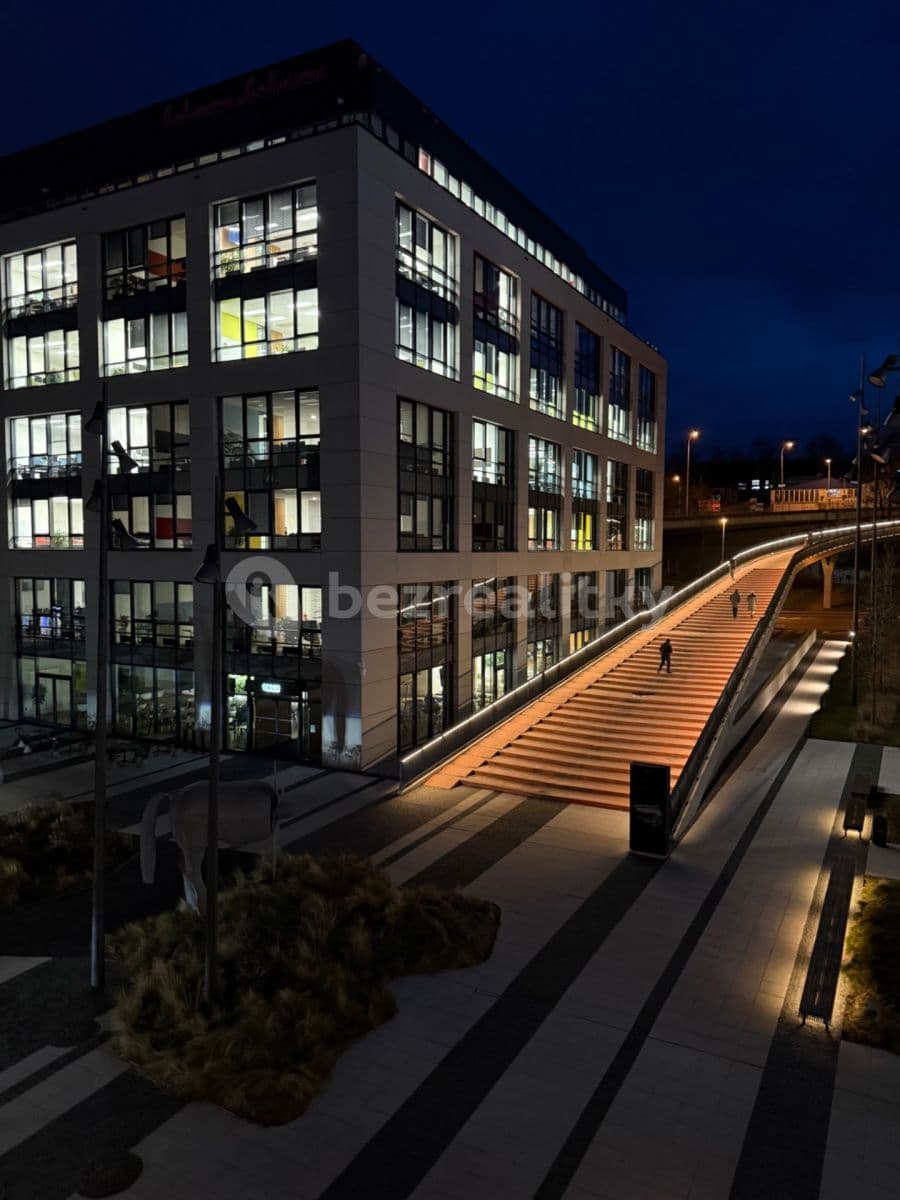 Pronájem bytu 1+kk 34 m², Walterovo náměstí, Praha, Praha Pronájem bytu 1+kk 34 m², Walterovo náměstí, Praha, Praha