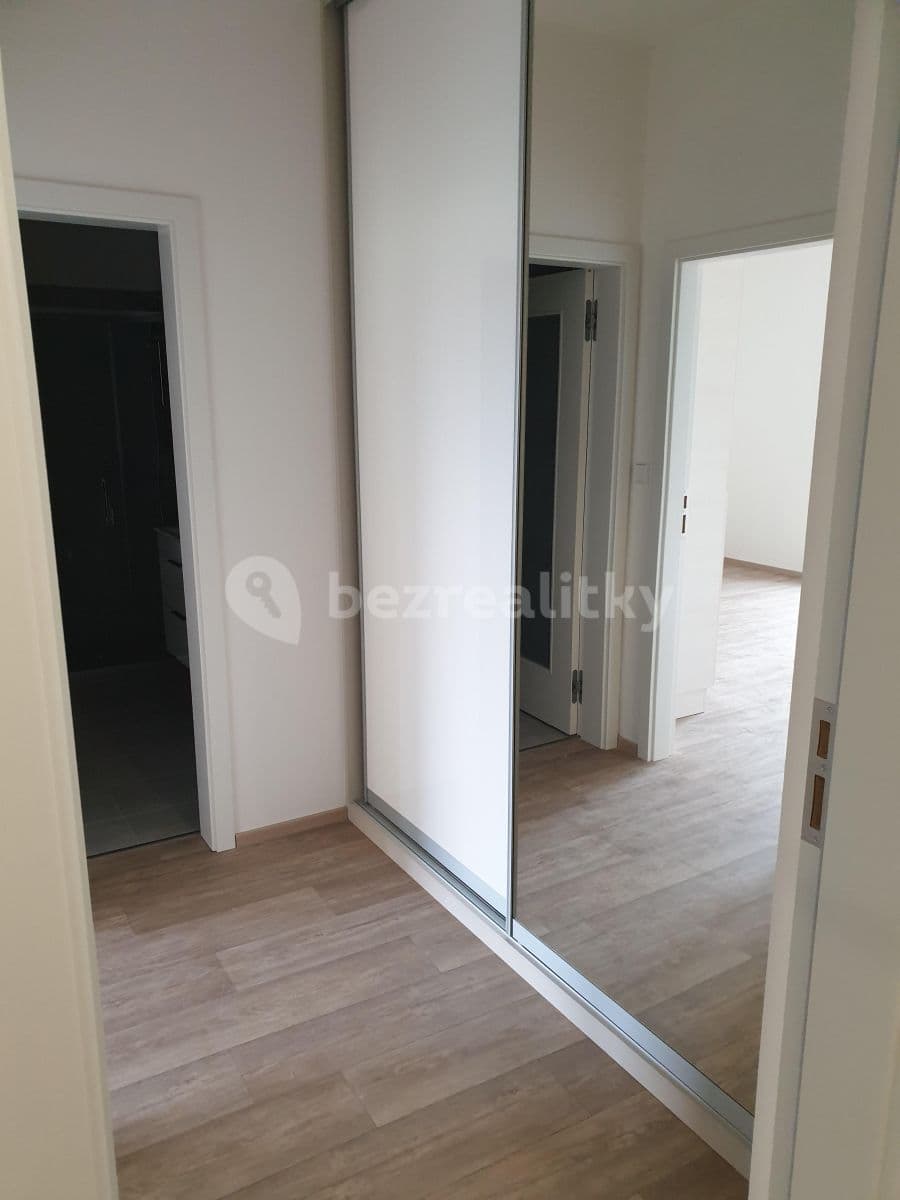 Pronájem bytu 2+kk 42 m², Srbská, Brno, Jihomoravský kraj Pronájem bytu 2+kk 42 m², Srbská, Brno, Jihomoravský kraj