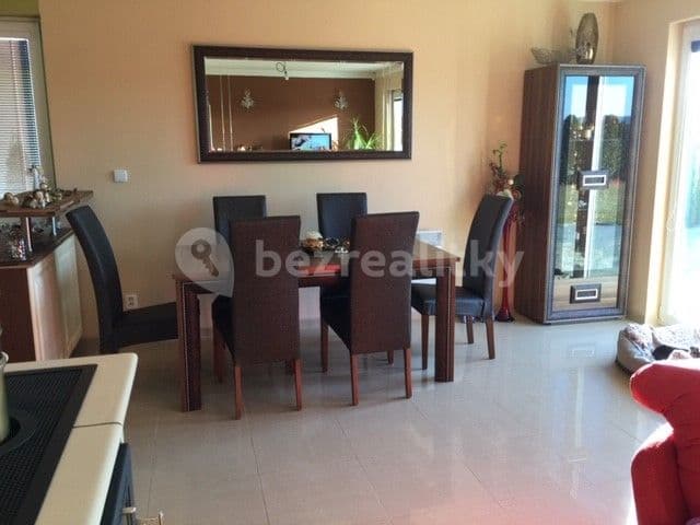 Pronájem domu 90 m², pozemek 900 m², Dubčany, Olomoucký kraj Pronájem domu 90 m², pozemek 900 m², Dubčany, Olomoucký kraj