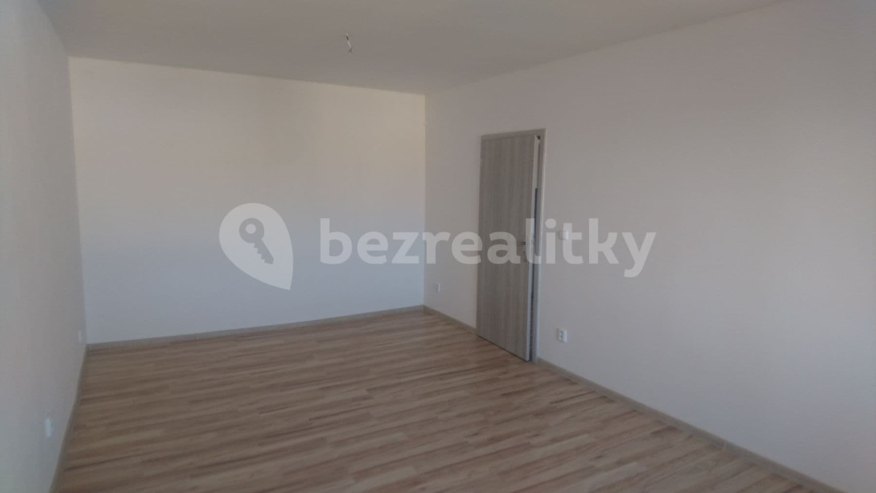 Pronájem bytu 3+kk 60 m², Bulharská, Pardubice, Pardubický kraj Pronájem bytu 3+kk 60 m², Bulharská, Pardubice, Pardubický kraj