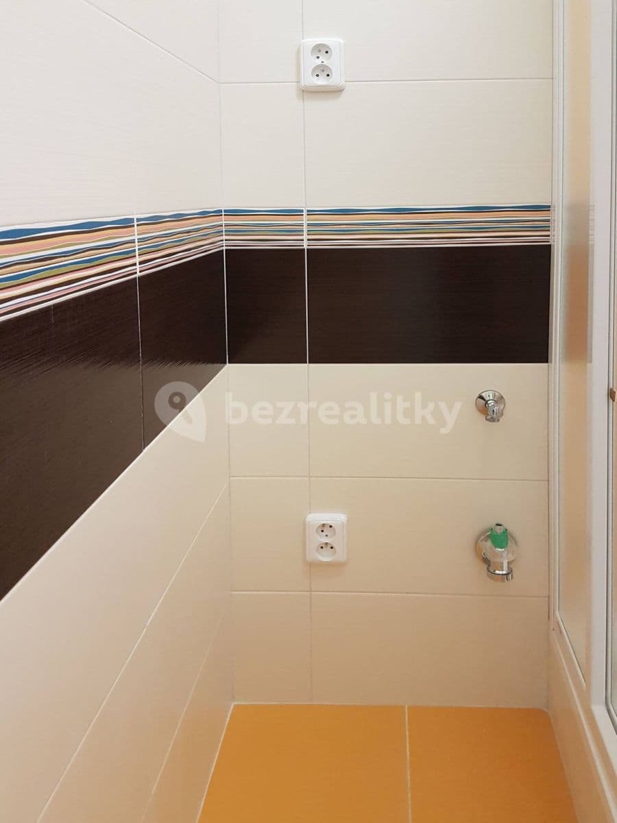 Pronájem bytu 1+1 32 m², Tyršova, Kolín, Středočeský kraj Pronájem bytu 1+1 32 m², Tyršova, Kolín, Středočeský kraj