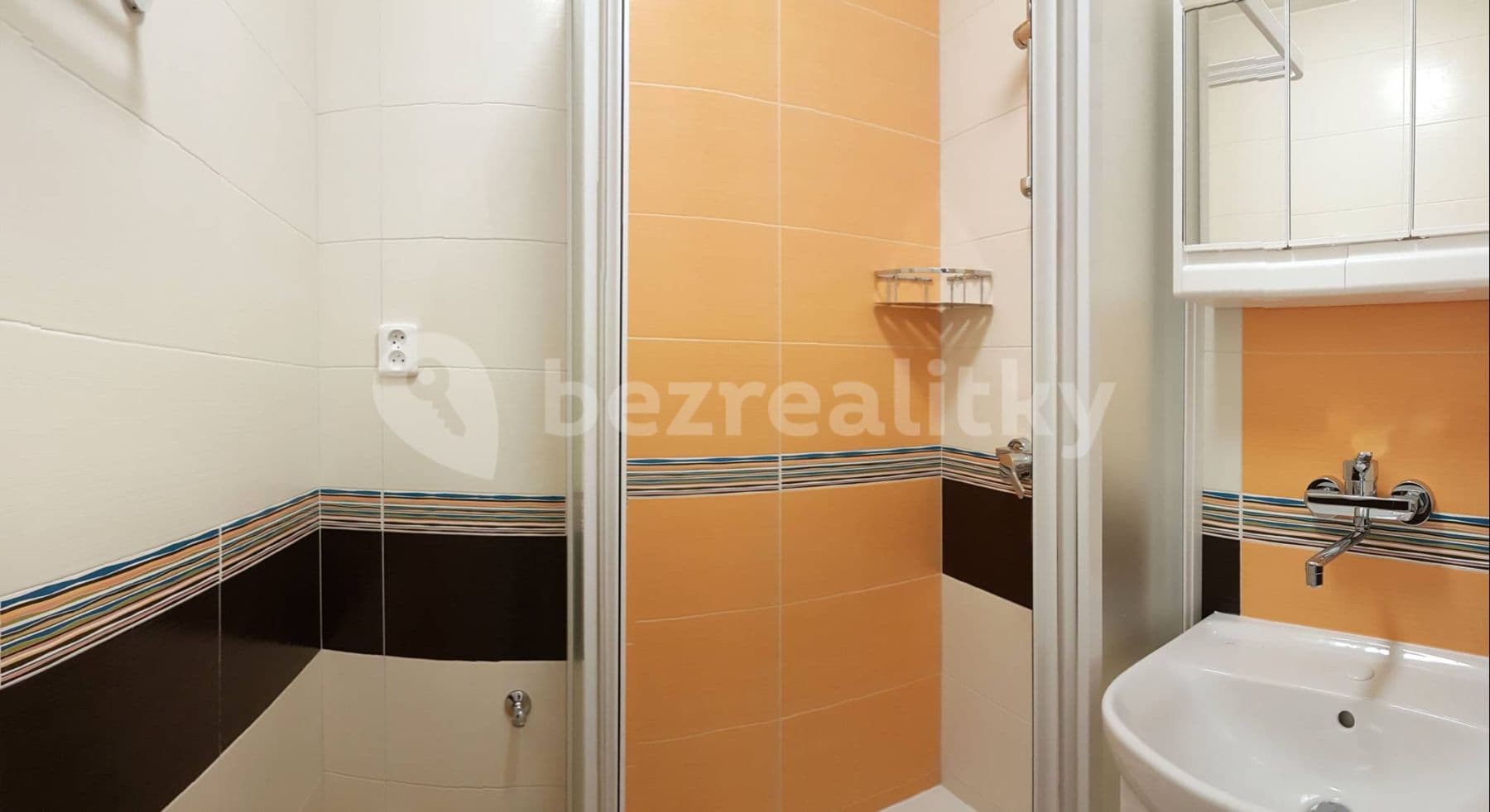 Pronájem bytu 1+1 32 m², Tyršova, Kolín, Středočeský kraj Pronájem bytu 1+1 32 m², Tyršova, Kolín, Středočeský kraj