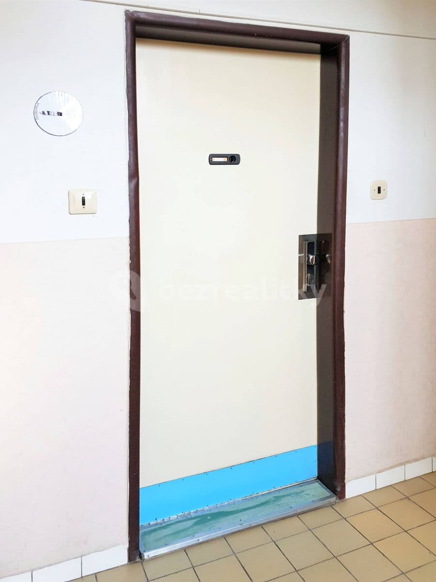 Pronájem bytu 1+1 32 m², Tyršova, Kolín, Středočeský kraj Pronájem bytu 1+1 32 m², Tyršova, Kolín, Středočeský kraj