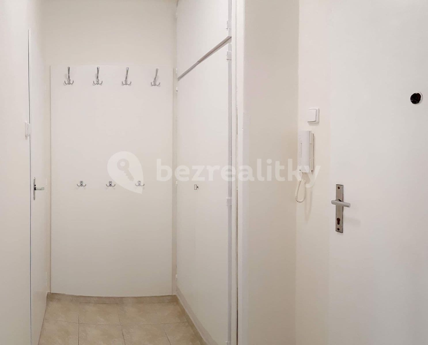 Pronájem bytu 1+1 32 m², Tyršova, Kolín, Středočeský kraj Pronájem bytu 1+1 32 m², Tyršova, Kolín, Středočeský kraj