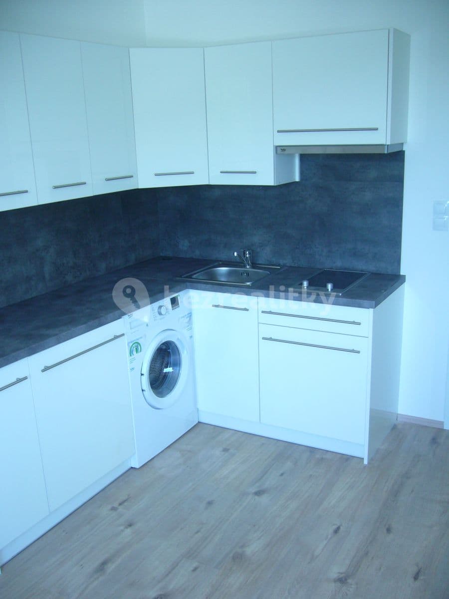 Pronájem bytu 1+kk 20 m², Budějovická, Praha, Praha Pronájem bytu 1+kk 20 m², Budějovická, Praha, Praha