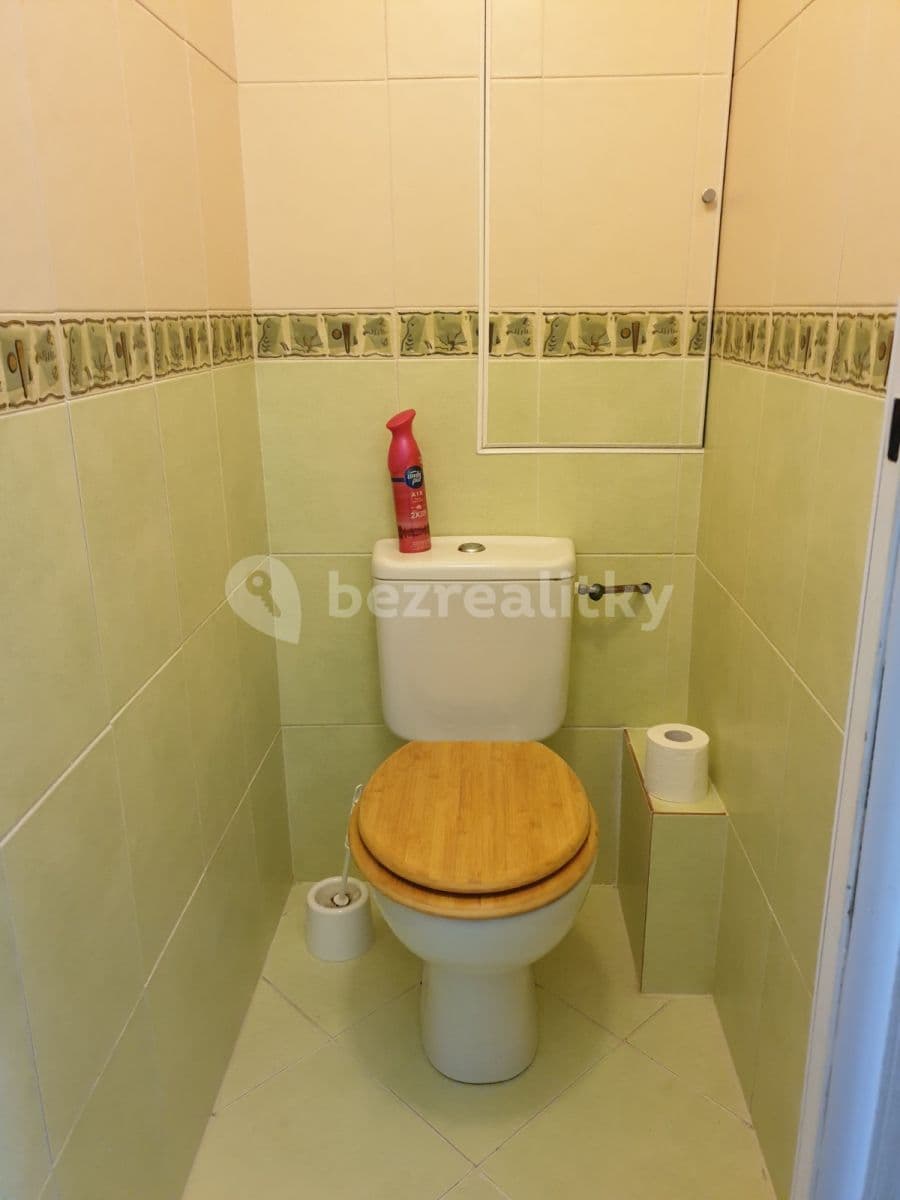 Pronájem bytu 3+1 70 m², Poznaňská, Brno, Jihomoravský kraj Pronájem bytu 3+1 70 m², Poznaňská, Brno, Jihomoravský kraj