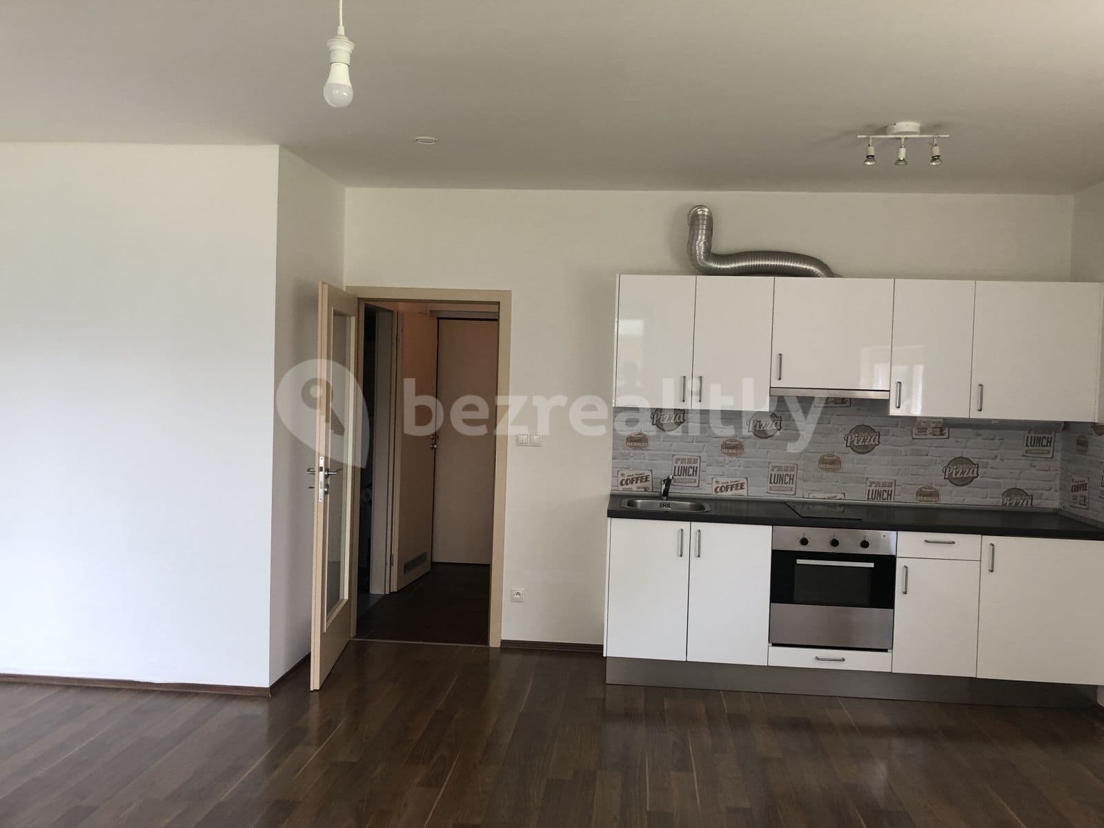 Pronájem bytu 1+kk 40 m², Stříbrského, Praha, Praha Pronájem bytu 1+kk 40 m², Stříbrského, Praha, Praha
