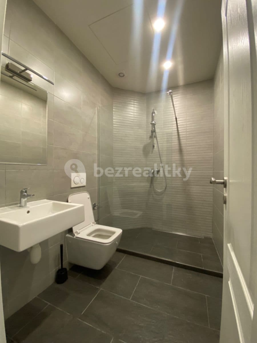 Pronájem bytu 1+kk 25 m², Ježkova, Praha, Praha Pronájem bytu 1+kk 25 m², Ježkova, Praha, Praha