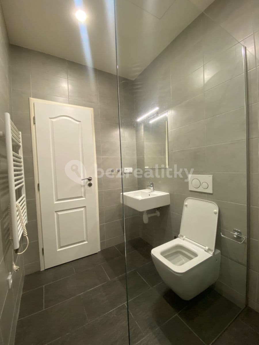 Pronájem bytu 1+kk 25 m², Ježkova, Praha, Praha Pronájem bytu 1+kk 25 m², Ježkova, Praha, Praha