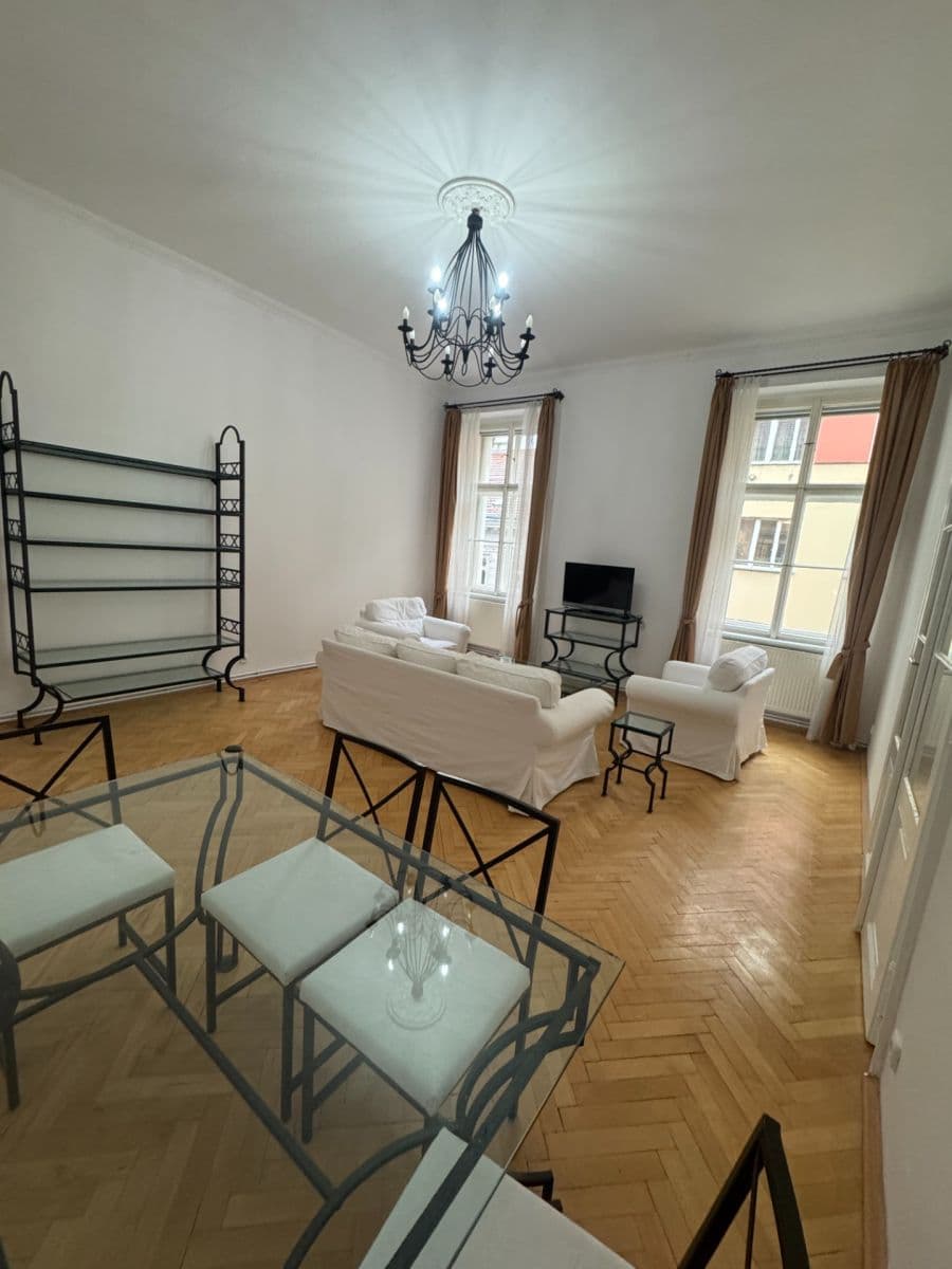 Pronájem bytu 2+1 89 m², Balbínova, Praha, Praha Pronájem bytu 2+1 89 m², Balbínova, Praha, Praha