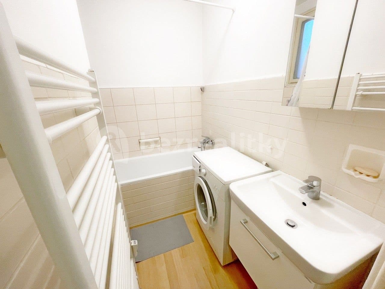 Pronájem bytu 2+1 47 m², Sokolovská, Praha, Praha Pronájem bytu 2+1 47 m², Sokolovská, Praha, Praha