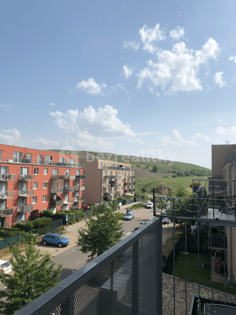 Pronájem bytu 2+kk 55 m², Hostivice, Středočeský kraj Pronájem bytu 2+kk 55 m², Hostivice, Středočeský kraj