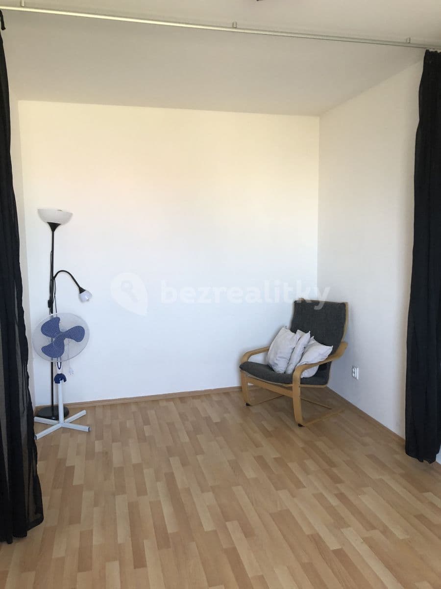 Pronájem bytu 2+kk 55 m², Hostivice, Středočeský kraj Pronájem bytu 2+kk 55 m², Hostivice, Středočeský kraj