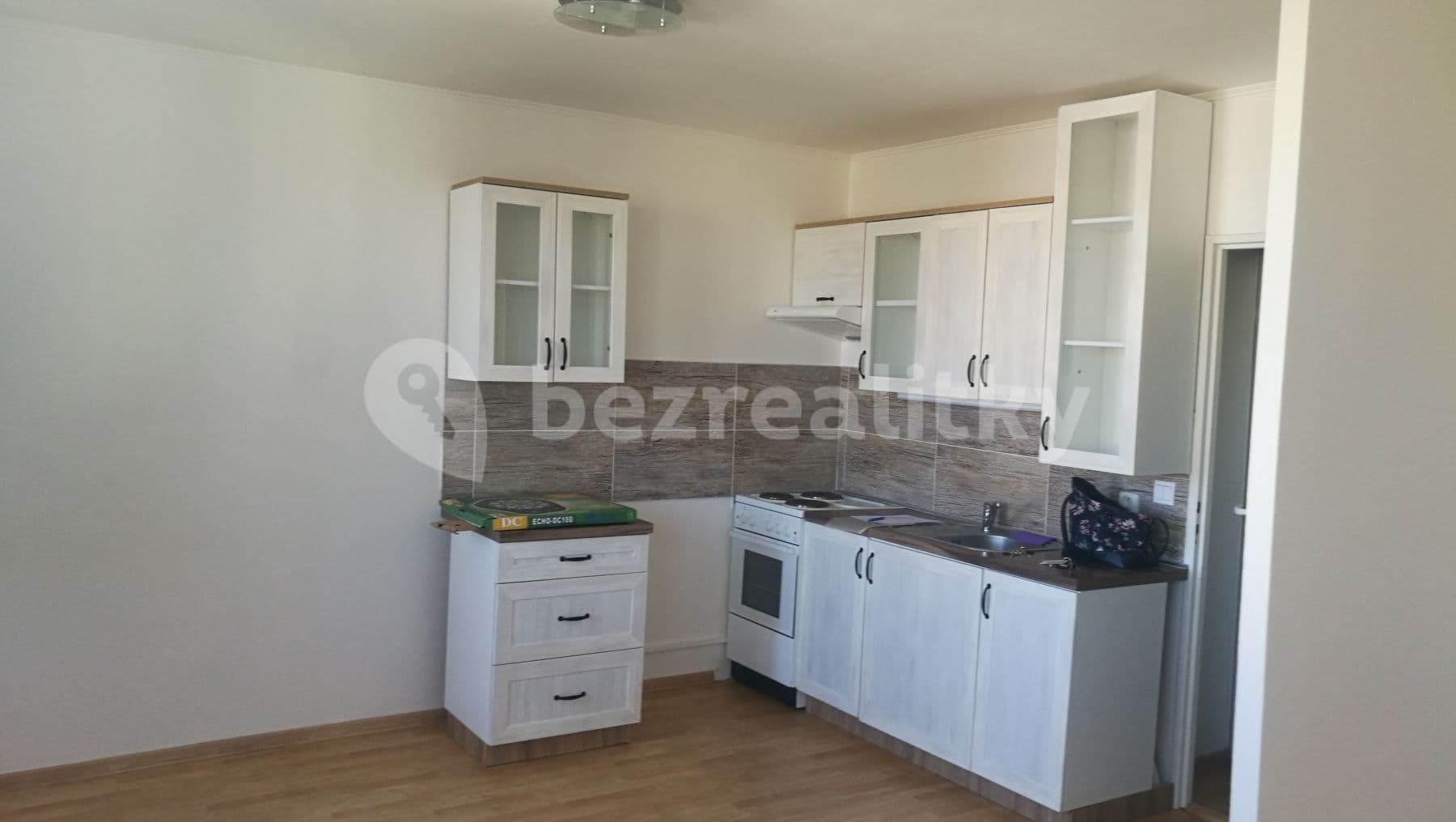 Pronájem bytu 1+kk 40 m², Bohumínská, Praha, Praha Pronájem bytu 1+kk 40 m², Bohumínská, Praha, Praha