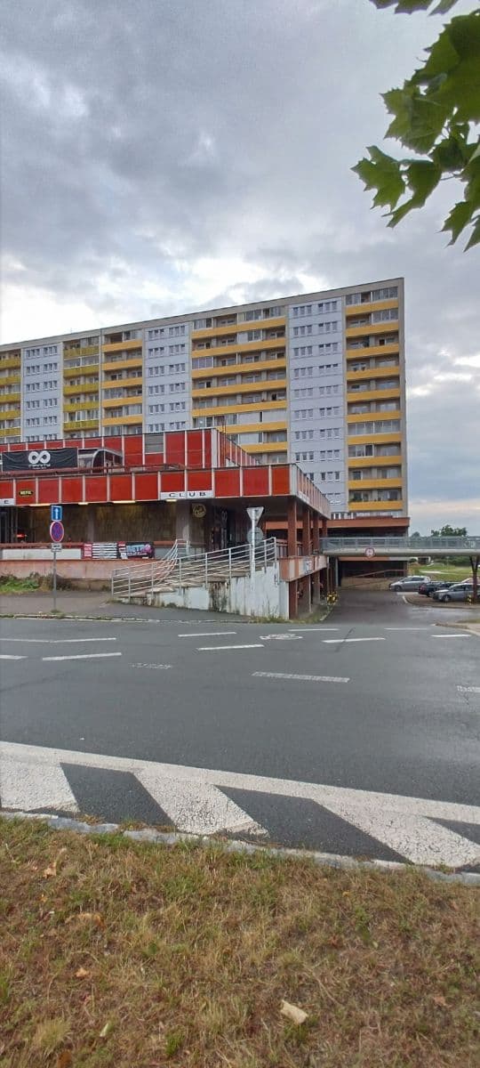 Pronájem bytu Garsoniéra 30 m², třída Edvarda Beneše, Hradec Králové, Královéhradecký kraj Pronájem bytu Garsoniéra 30 m², třída Edvarda Beneše, Hradec Králové, Královéhradecký kraj