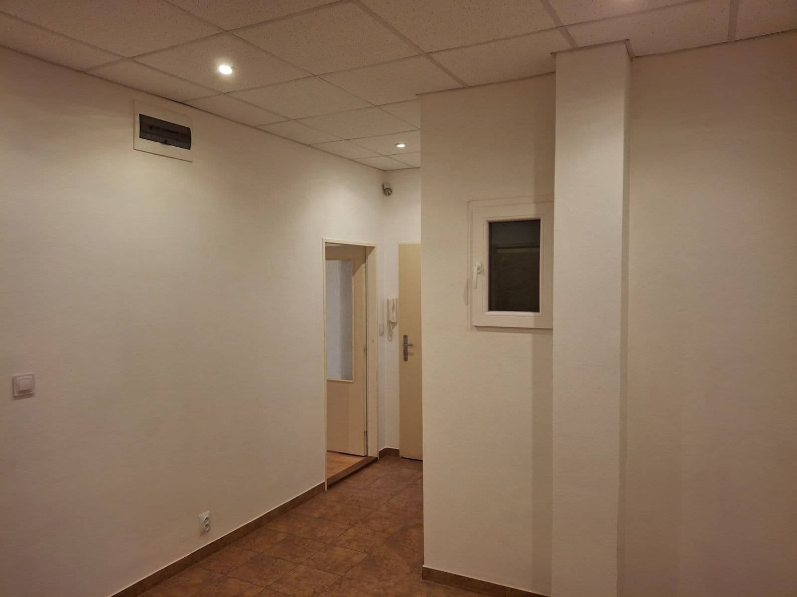 Pronájem bytu 2+1 74 m², Nad Šutkou, Praha, Praha Pronájem bytu 2+1 74 m², Nad Šutkou, Praha, Praha