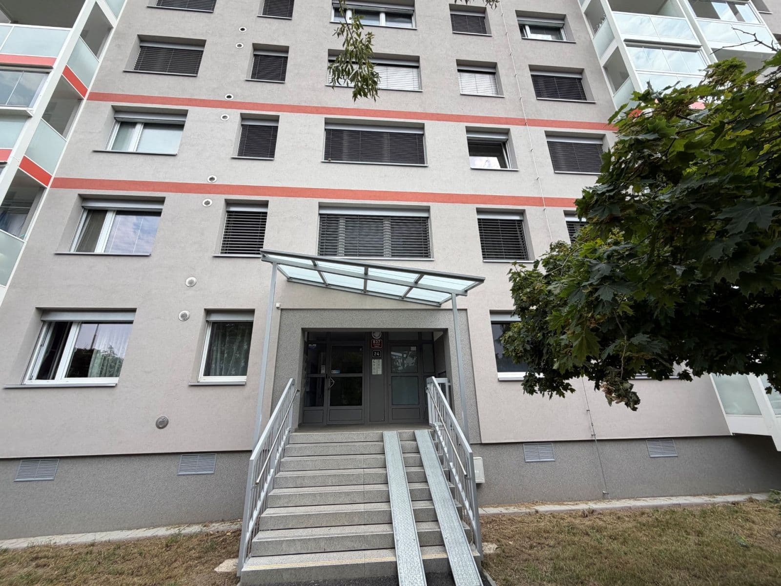Pronájem bytu 2+1 47 m², Lamačova, Praha, Praha Pronájem bytu 2+1 47 m², Lamačova, Praha, Praha