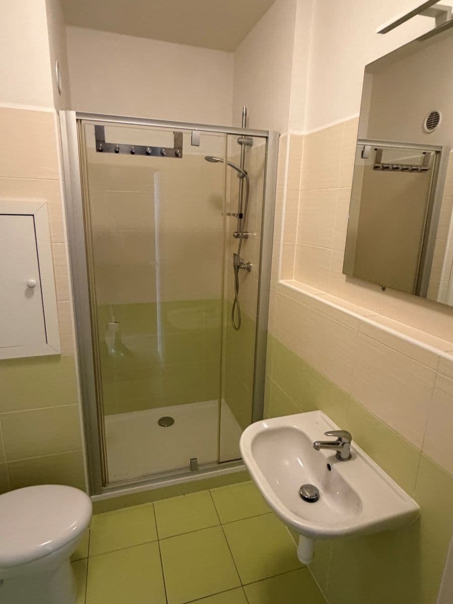Pronájem bytu 2+1 47 m², Lamačova, Praha, Praha Pronájem bytu 2+1 47 m², Lamačova, Praha, Praha