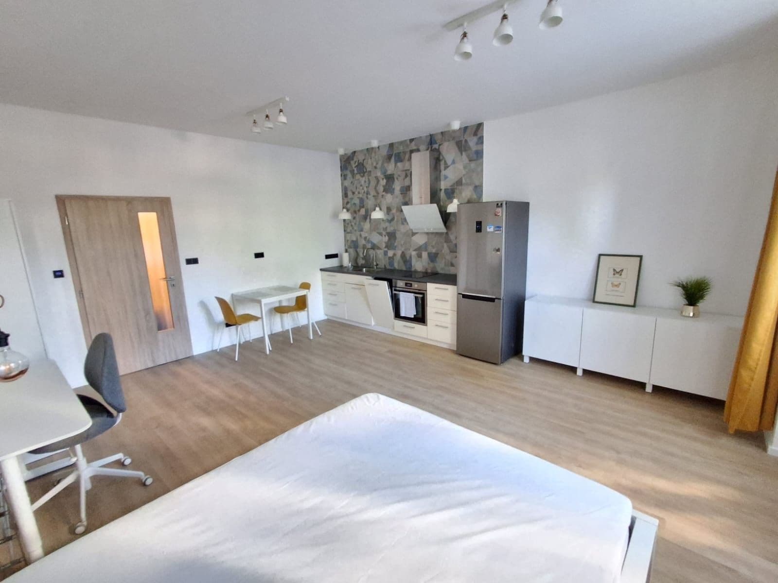 Pronájem bytu 1+kk 35 m², Fibichova, Praha, Praha Pronájem bytu 1+kk 35 m², Fibichova, Praha, Praha