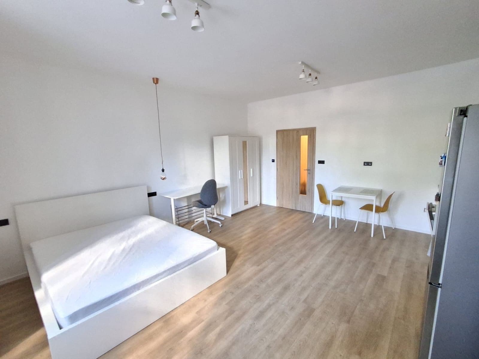 Pronájem bytu 1+kk 35 m², Fibichova, Praha, Praha Pronájem bytu 1+kk 35 m², Fibichova, Praha, Praha