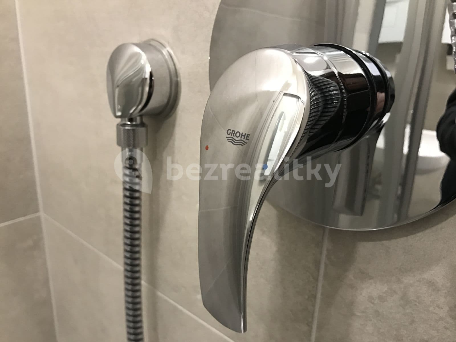 Pronájem bytu 2+kk 45 m², Mojmírova, Praha, Praha Pronájem bytu 2+kk 45 m², Mojmírova, Praha, Praha