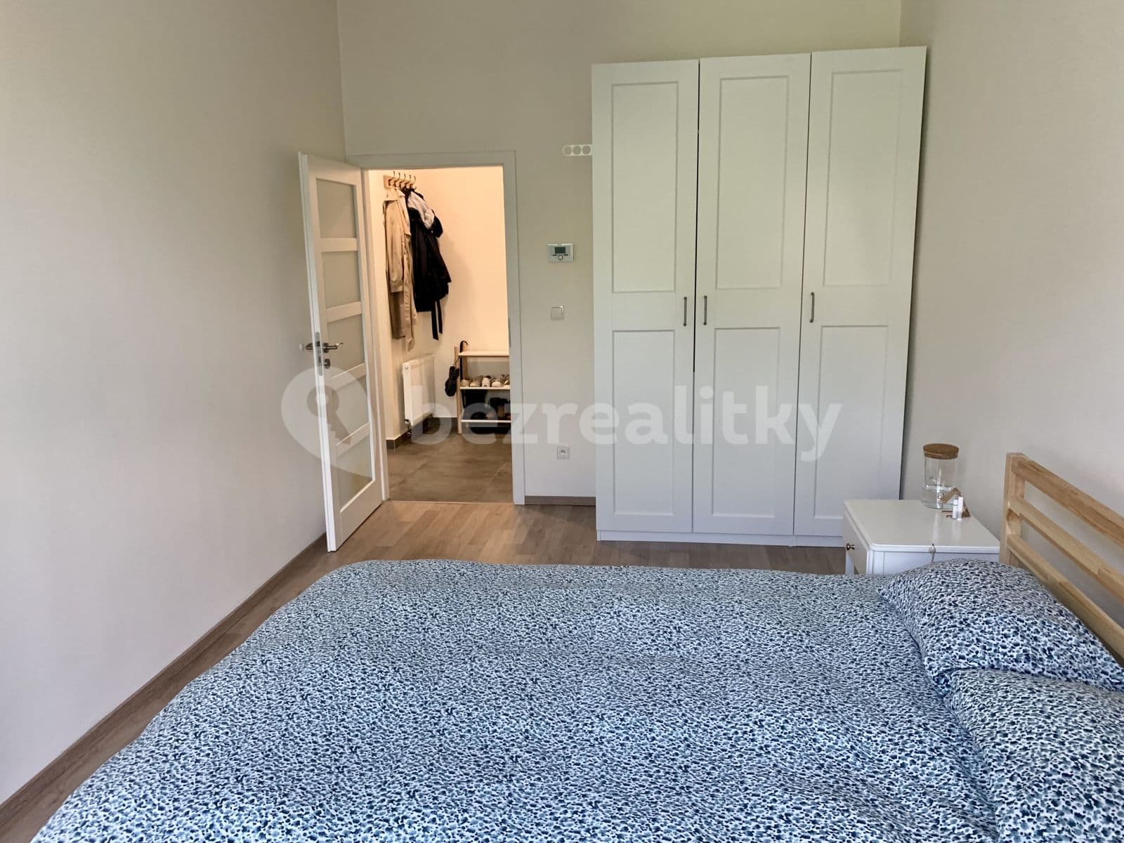 Pronájem bytu 2+kk 45 m², Mojmírova, Praha, Praha Pronájem bytu 2+kk 45 m², Mojmírova, Praha, Praha