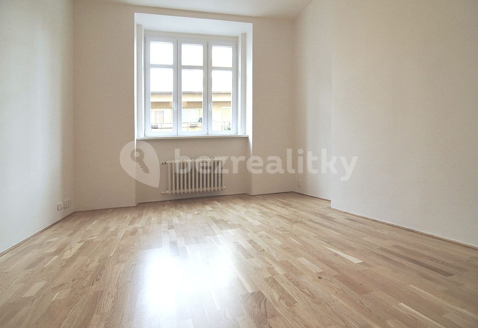 Pronájem bytu 1+kk 26 m², Přístavní, Praha, Praha Pronájem bytu 1+kk 26 m², Přístavní, Praha, Praha