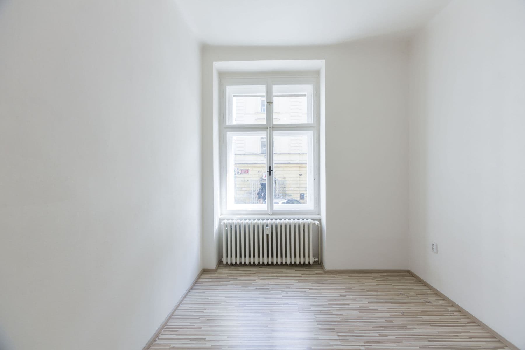 Pronájem bytu 1+kk 20 m², Čestmírova, Praha, Praha Pronájem bytu 1+kk 20 m², Čestmírova, Praha, Praha