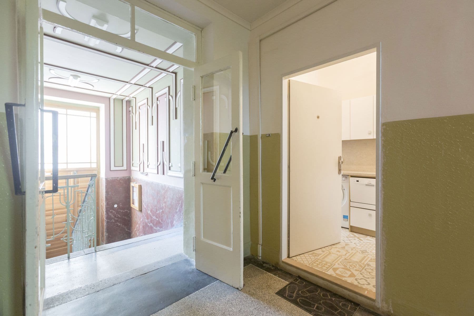 Pronájem bytu 1+kk 20 m², Čestmírova, Praha, Praha Pronájem bytu 1+kk 20 m², Čestmírova, Praha, Praha