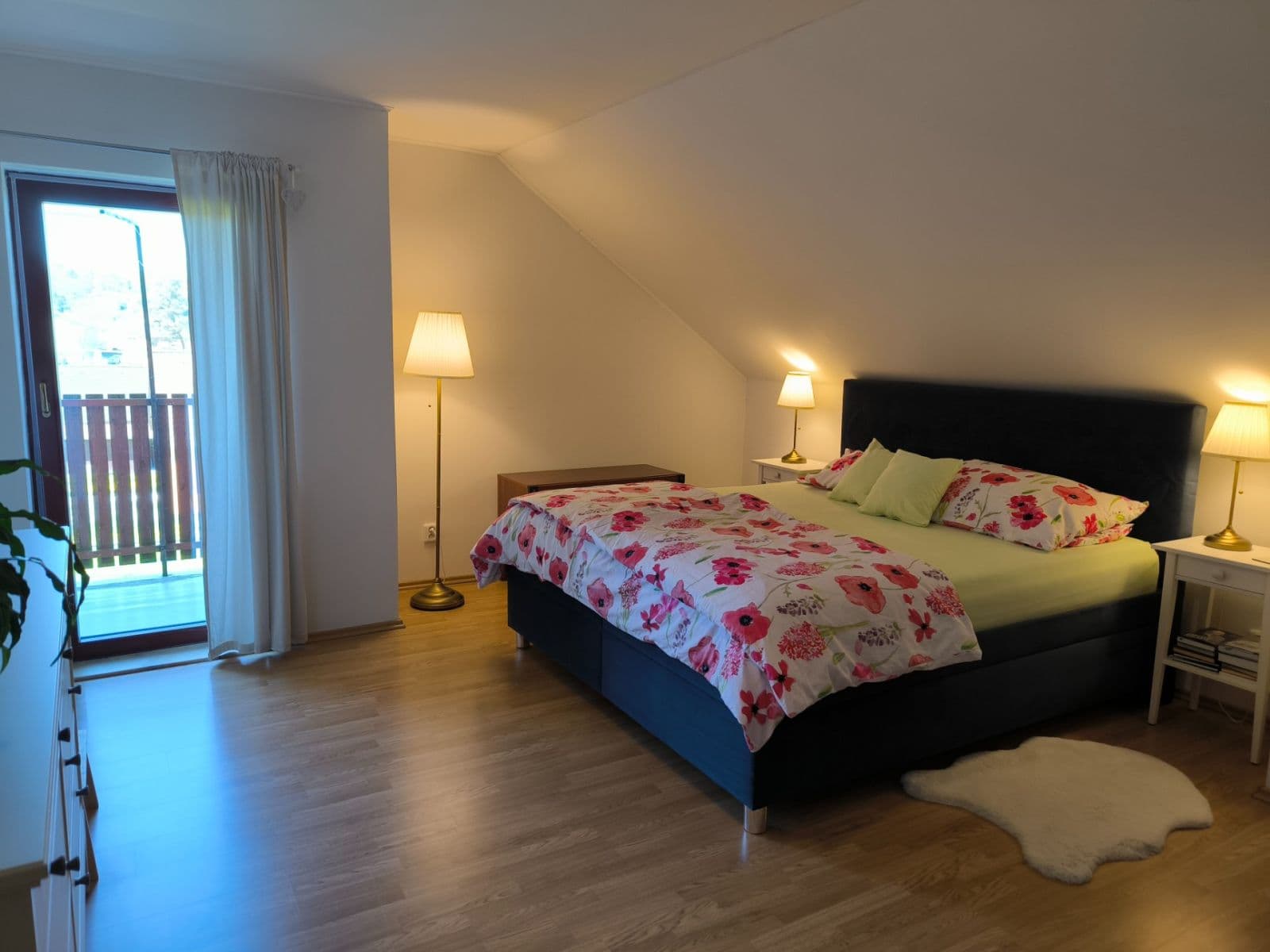 Pronájem domu 180 m², pozemek 1.600 m², Kovářov, Jihočeský kraj Pronájem domu 180 m², pozemek 1.600 m², Kovářov, Jihočeský kraj