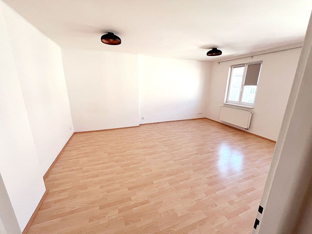 Pronájem bytu 1+1 51 m², Chodská, Praha, Praha Pronájem bytu 1+1 51 m², Chodská, Praha, Praha