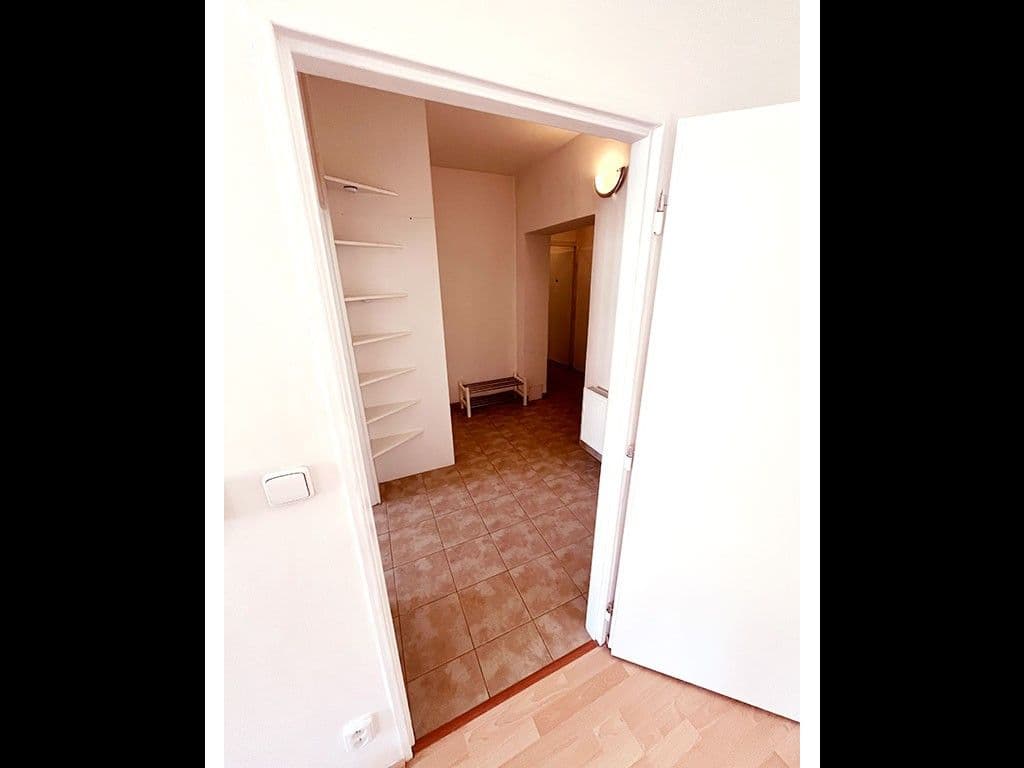 Pronájem bytu 1+1 51 m², Chodská, Praha, Praha Pronájem bytu 1+1 51 m², Chodská, Praha, Praha