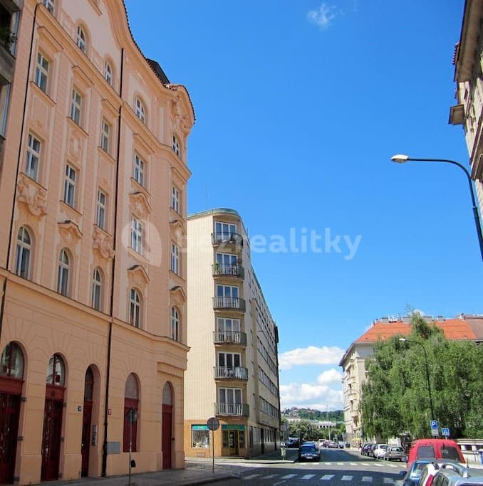 Pronájem bytu 1+kk 20 m², Plavecká, Praha, Praha Pronájem bytu 1+kk 20 m², Plavecká, Praha, Praha
