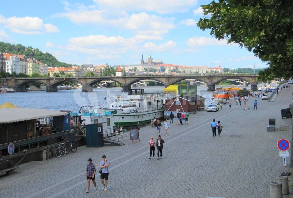 Pronájem bytu 1+kk 20 m², Plavecká, Praha, Praha Pronájem bytu 1+kk 20 m², Plavecká, Praha, Praha