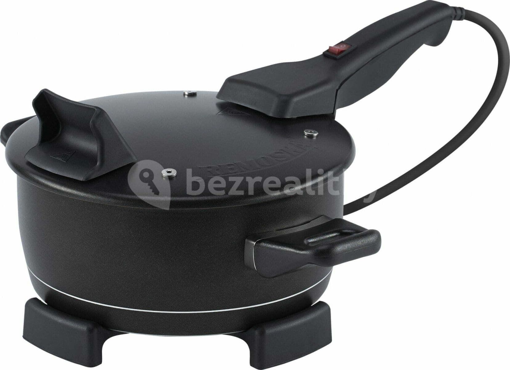 Pronájem bytu 1+kk 20 m², Plavecká, Praha, Praha Pronájem bytu 1+kk 20 m², Plavecká, Praha, Praha