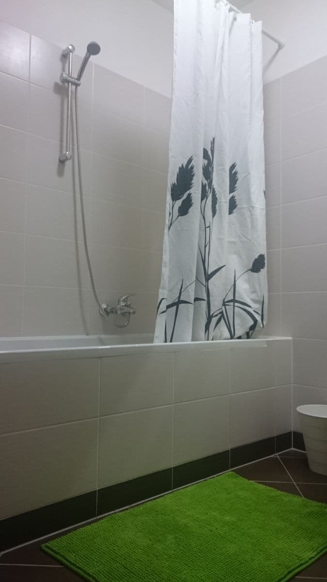 Pronájem bytu 1+kk 48 m², Geologická, Praha, Praha Pronájem bytu 1+kk 48 m², Geologická, Praha, Praha