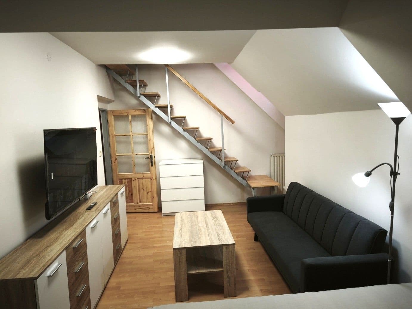 Pronájem bytu 3+1 80 m², Na Okrouhlíku, Praha, Praha Pronájem bytu 3+1 80 m², Na Okrouhlíku, Praha, Praha